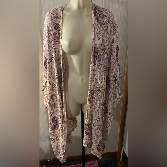 Kimono - Picture 1 of 2